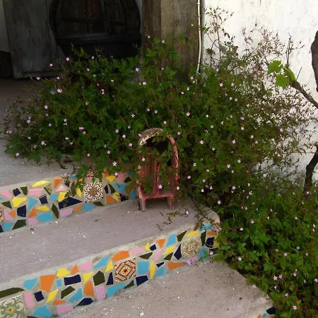 Maison D'art Et D'autres *