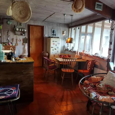 Maison D'art Et D'autres Bed & Breakfast