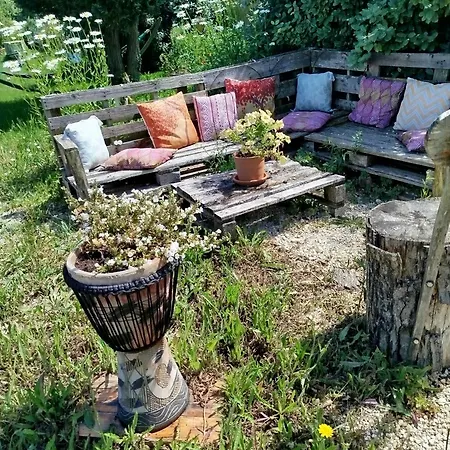 Maison D'art Et D'autres