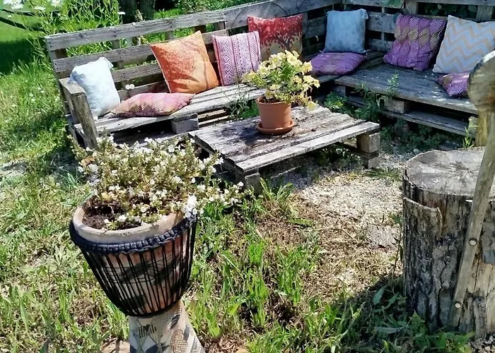 Maison D'art Et D'autres